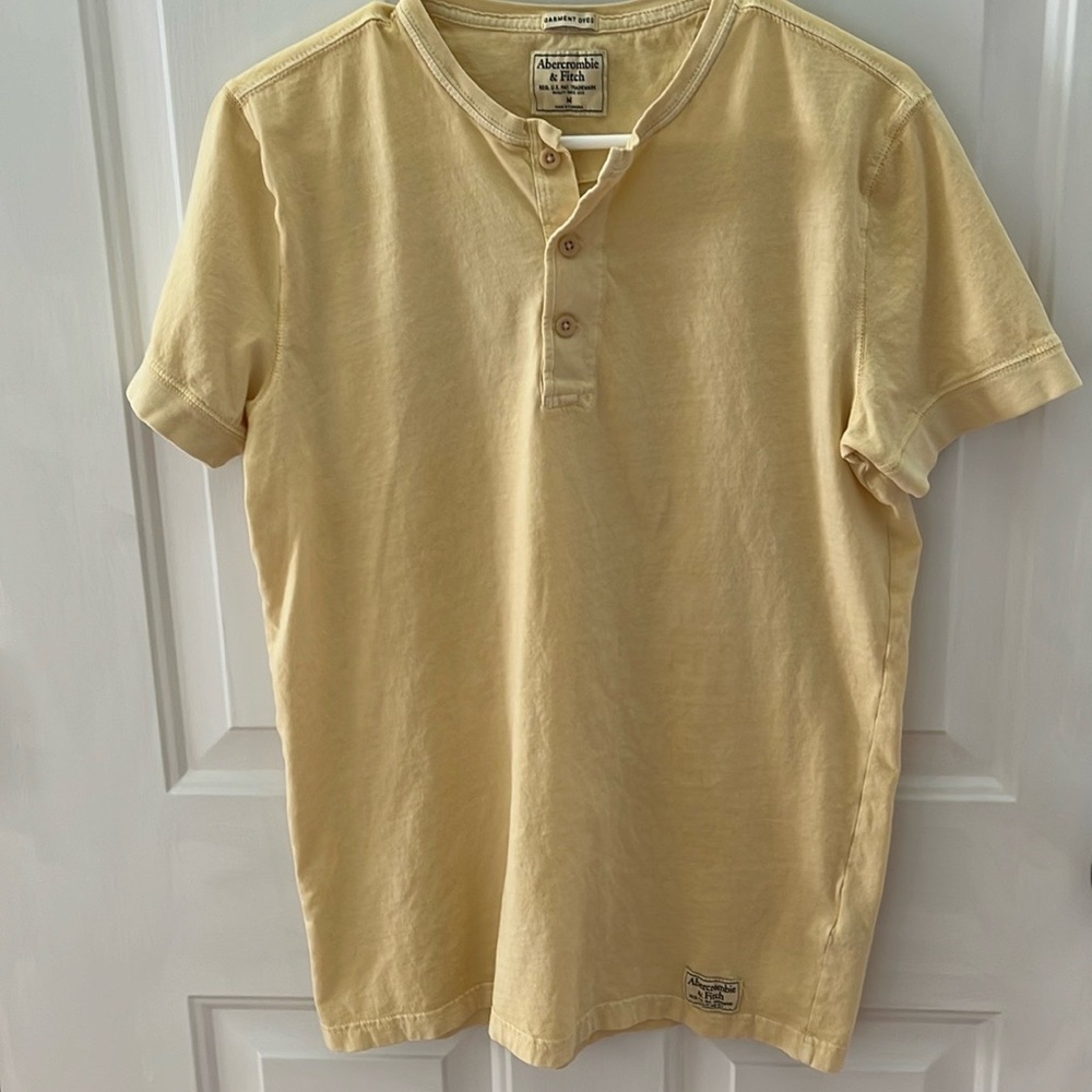 Men’s Yellow Abercrombie Henley
